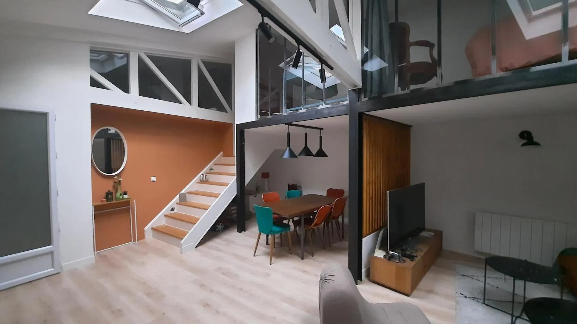 פריז Loft 4-5 Personnes A Montmartre - Parking Prive Sur Reservation 0*,  צרפת